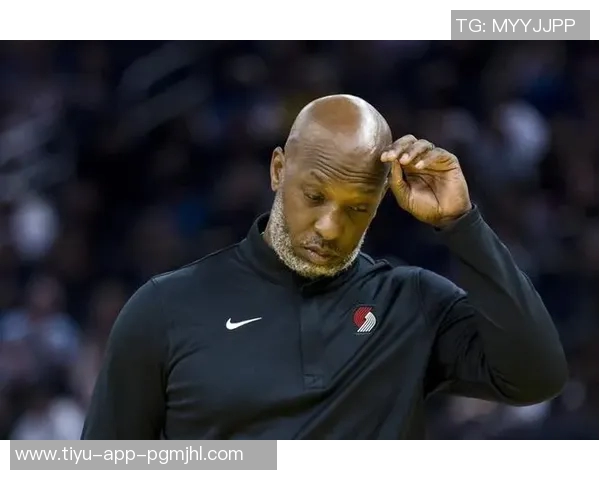 比卢普斯被捕引发关注本应进步的赛季却面临困境与挑战 比卢普斯被捕引发关注本应进步的赛季却面临困境与挑战