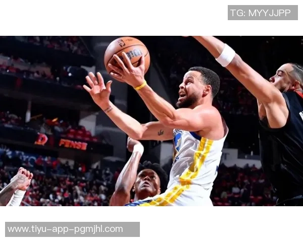 库里质疑裁判判罚程序称从未见过如此先延迟再吹犯规的情况 库里质疑裁判判罚程序称从未见过如此先延迟再吹犯规的情况